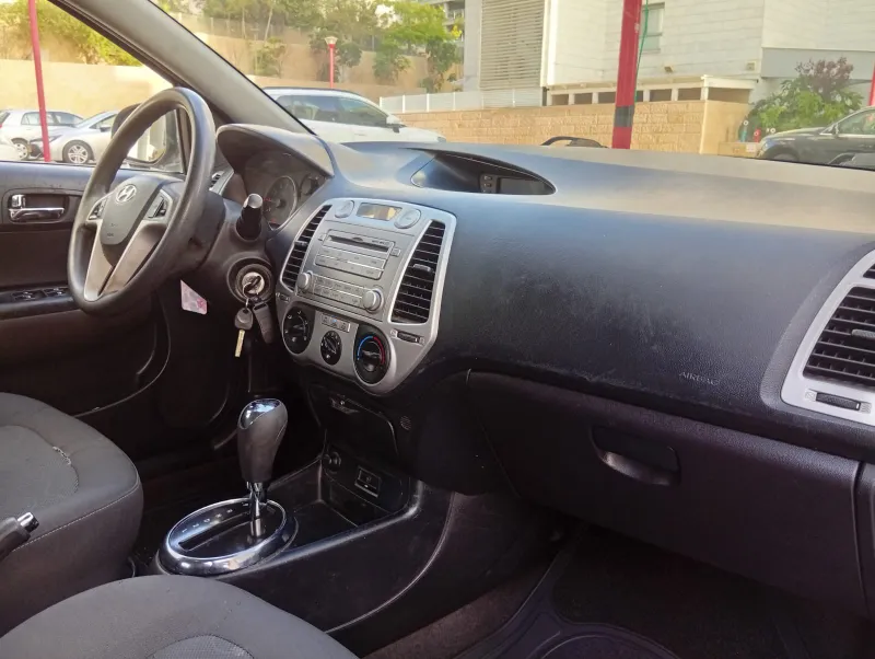 Hyundai i20 с пробегом, 2011, частная рука