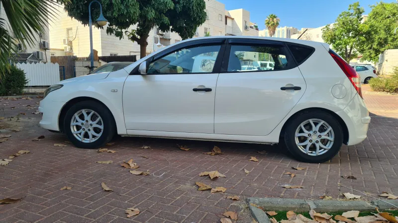 יונדאי i30 יד 2 רכב, 2009
