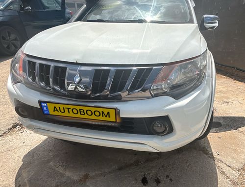 Mitsubishi L200, 2018, photo