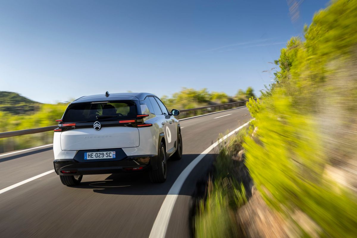Citroen C5 Aircross 2025. Кузов. SUV 5 дв., 2 поколение