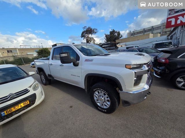 Chevrolet Silverado с пробегом, 2022