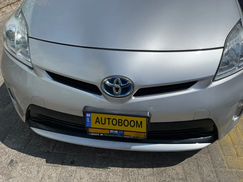 Toyota Prius с пробегом, 2014, частная рука