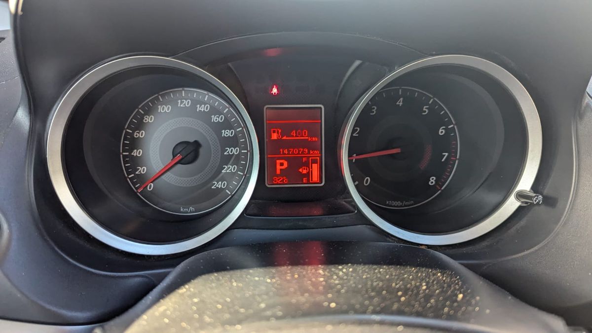Mitsubishi Lancer с пробегом, 2010, частная рука