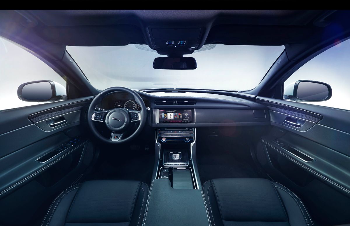 Jaguar XF 2015. Front seats. Sedan, 2 generation
