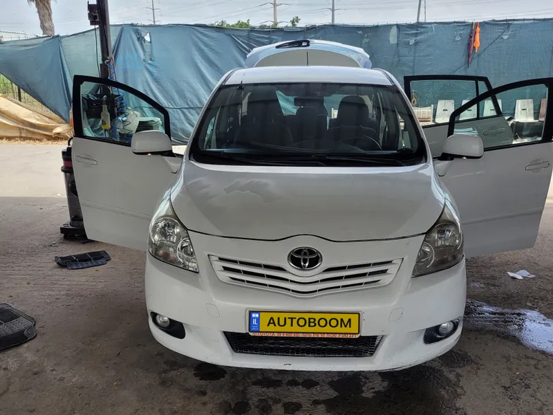 Toyota Verso 2nd hand, 2010, private hand