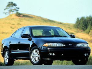 אולדסמוביל אלרו  1999. מרכב, צורה. סדאן, 1 דור