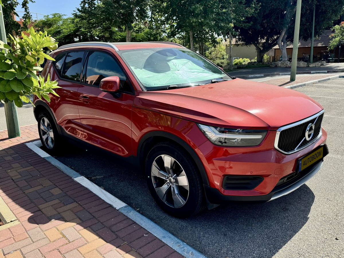 Volvo XC40 2nd hand, 2019, private hand