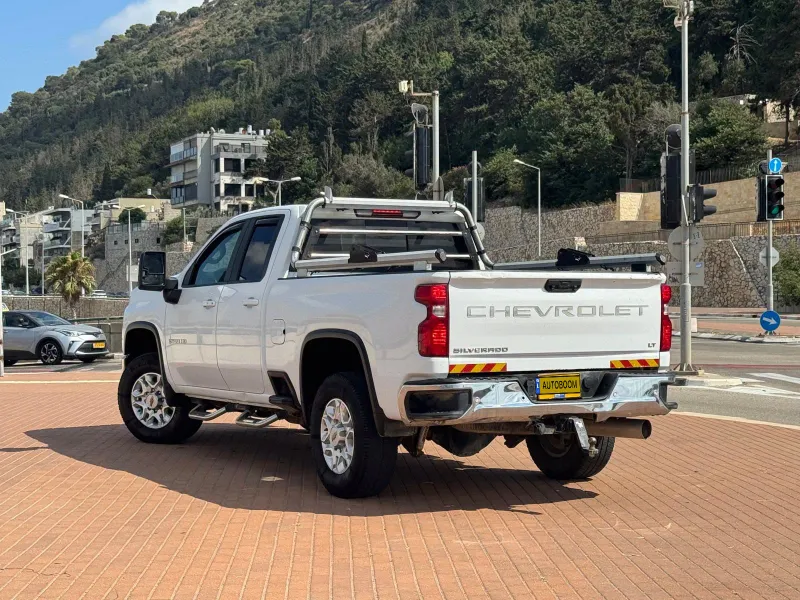 Chevrolet Silverado с пробегом, 2021