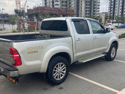 Toyota Hilux 2nd hand, 2012, private hand