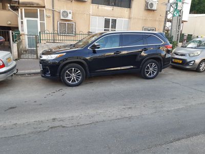 تويوتا هايلاندر مستعمل, 2018, مالك خاص