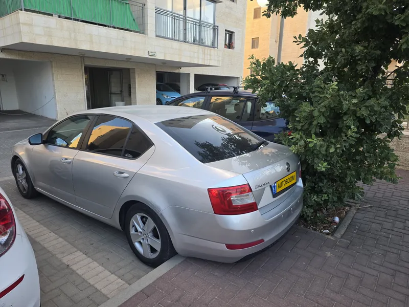 סקודה אוקטביה יד 2 רכב, 2017, פרטי