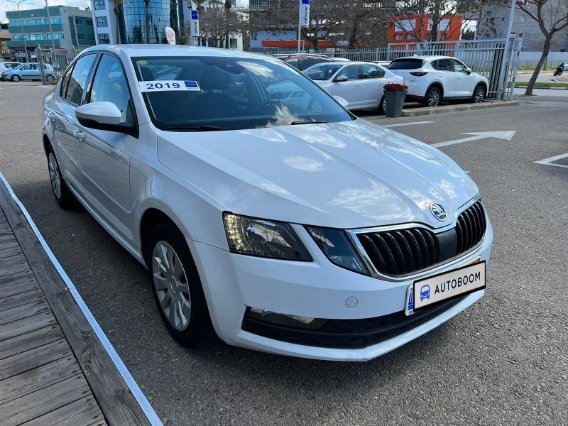 Skoda Octavia с пробегом, 2019
