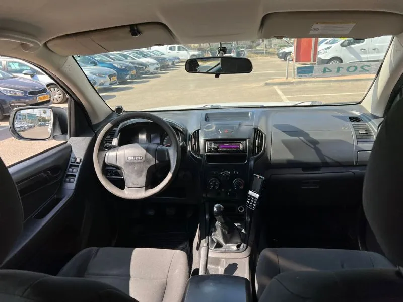 Isuzu D-Max 2nd hand, 2014
