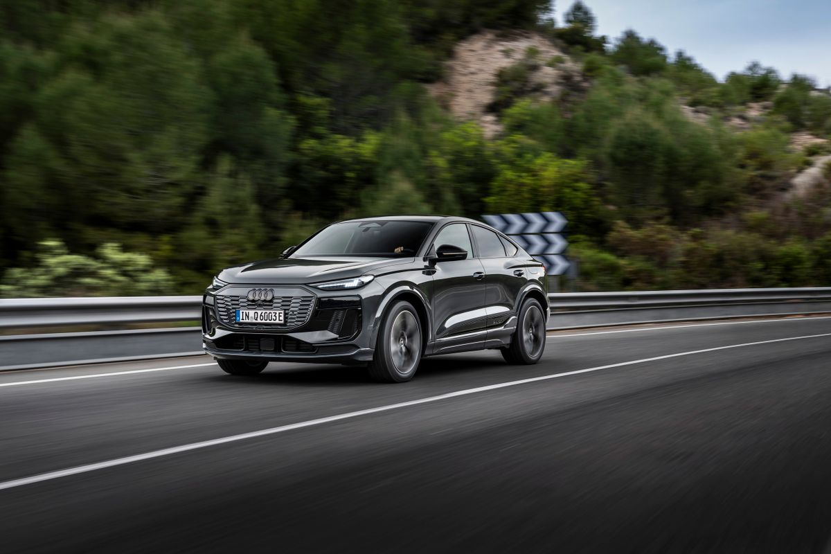 Audi Q6 Sportback e-tron 2024. Carrosserie, extérieur. VUS Coupé, 1 génération
