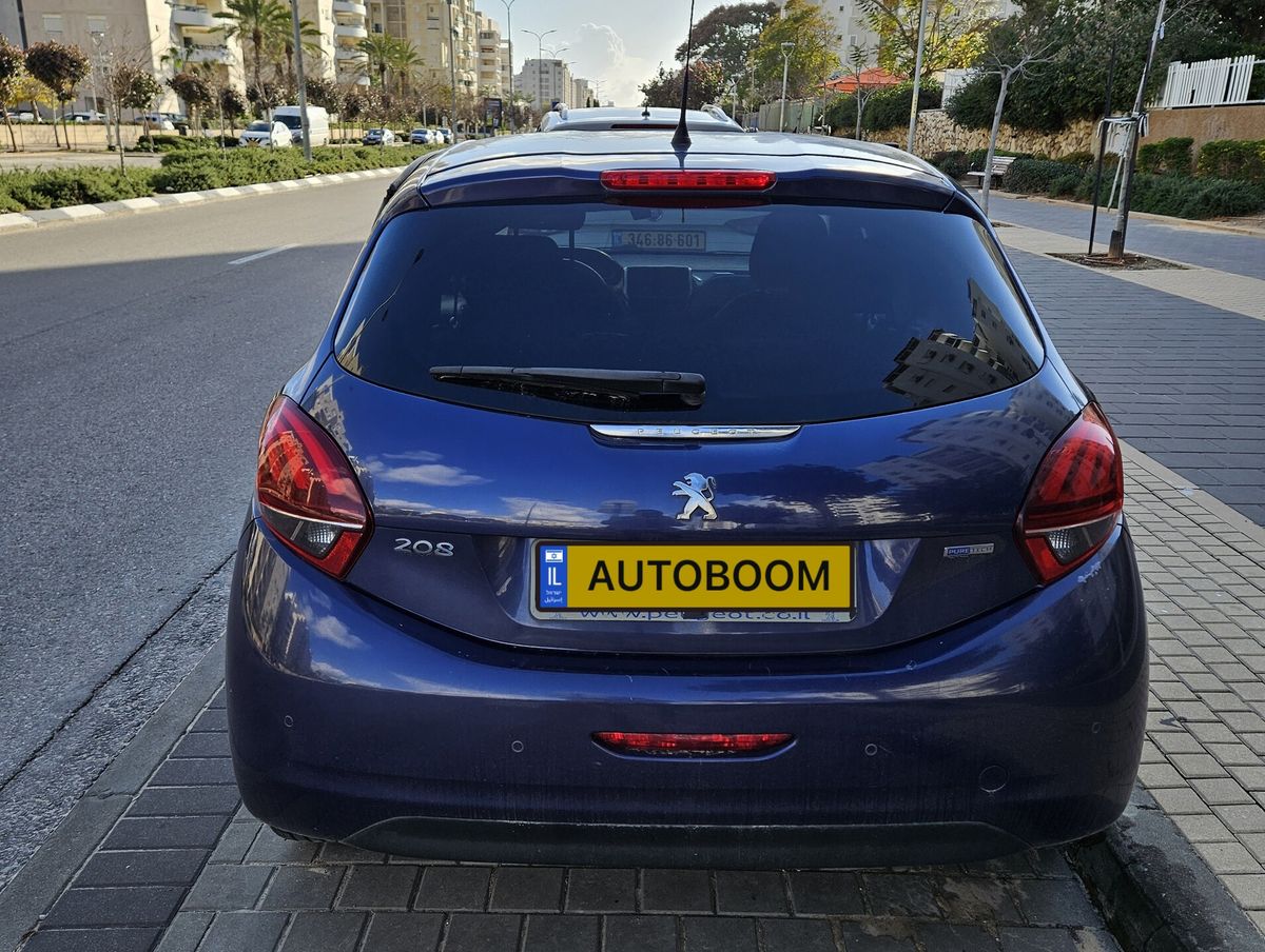 Peugeot 208 2nd hand, 2016, private hand