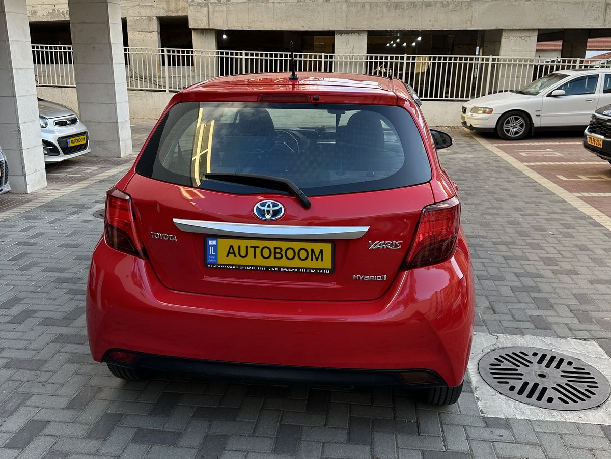 Toyota Yaris с пробегом, 2018, частная
