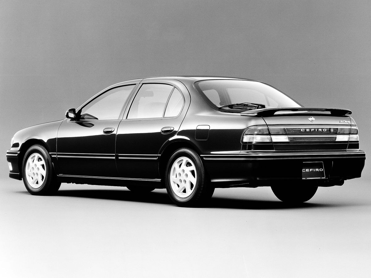 Nissan Cefiro 1994. Carrosserie, extérieur. Berline, 2 génération