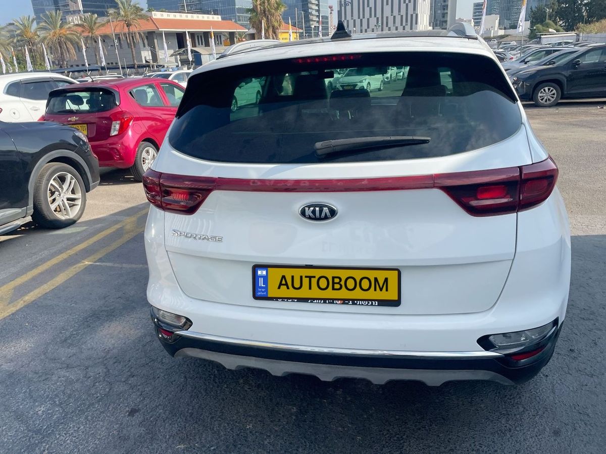 Kia Sportage с пробегом, 2021