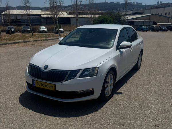 Skoda Octavia 2nd hand, 2017, private hand