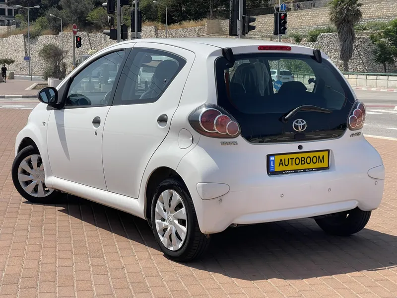 Toyota Aygo 2ème main, 2012, main privée