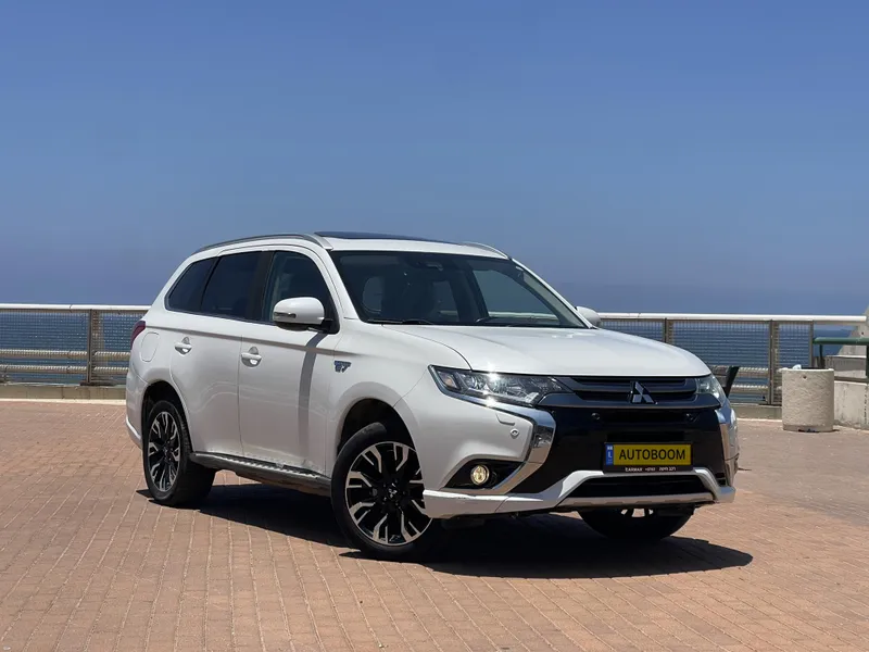 Mitsubishi Outlander 2nd hand, 2017, private hand