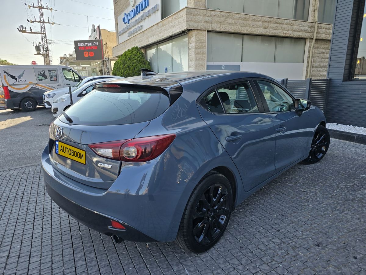 Mazda 3 2ème main, 2017, main privée