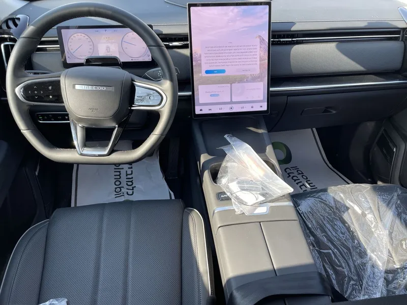 Jaecoo J7 new car, 2025