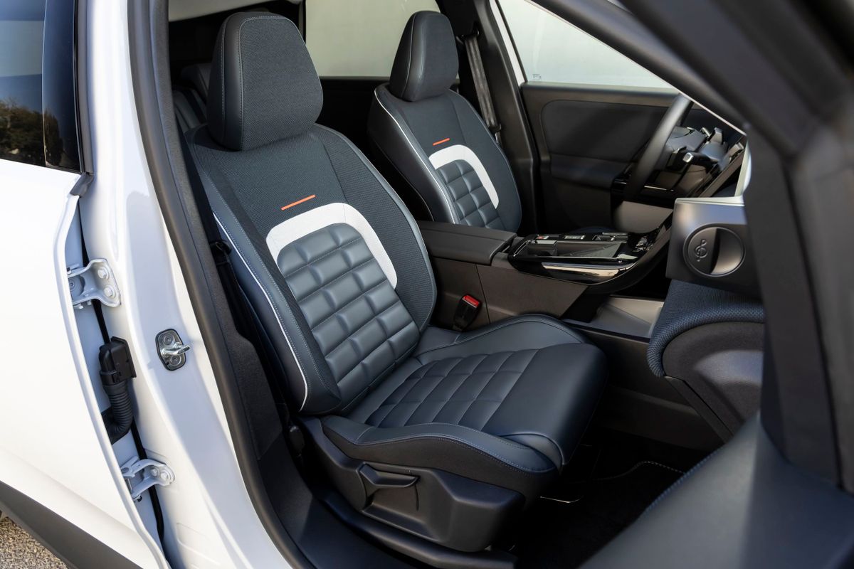 Citroen C5 Aircross 2025. Передние сидения. SUV 5 дв., 2 поколение
