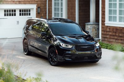 Chrysler Pacifica 2020. Carrosserie, extérieur. Monospace, 2 génération, restyling