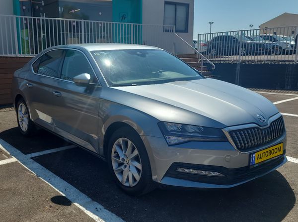Skoda Superb с пробегом, 2020, частная рука