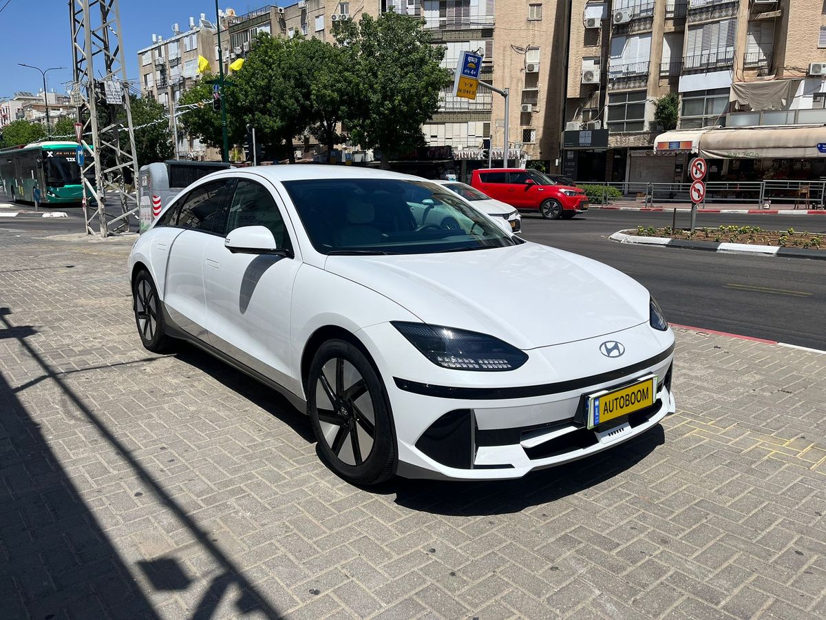 Hyundai IONIQ 6 с пробегом, 2024, частная рука