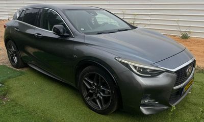 Infiniti Q30 2ème main, 2017, main privée