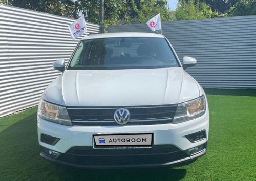 Volkswagen Tiguan, 2018, photo