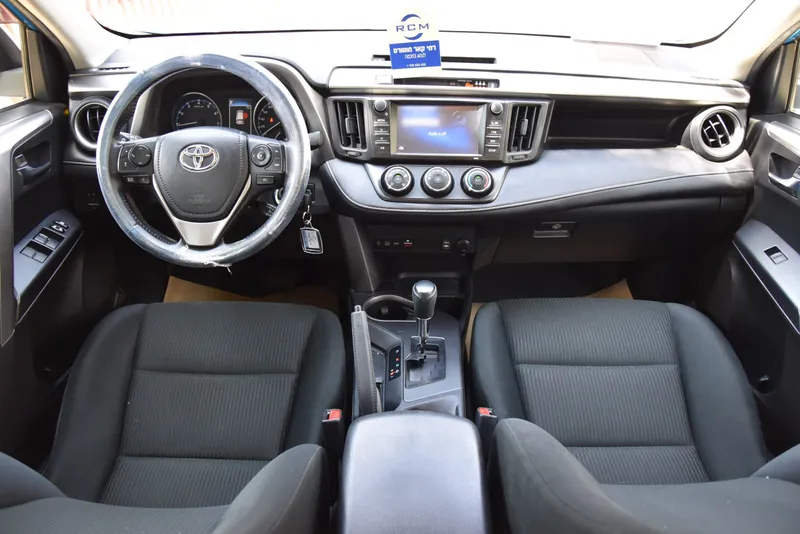 Toyota RAV4 2nd hand, 2016