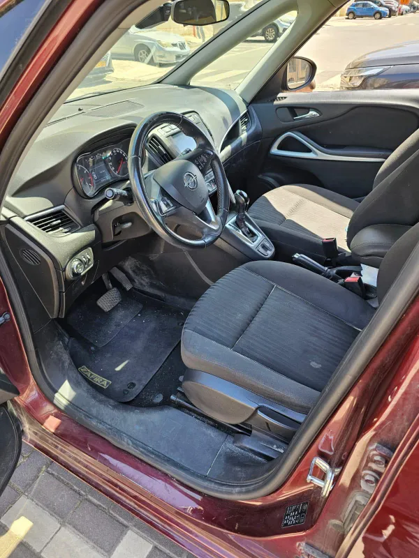 Opel Zafira 2ème main, 2018, main privée
