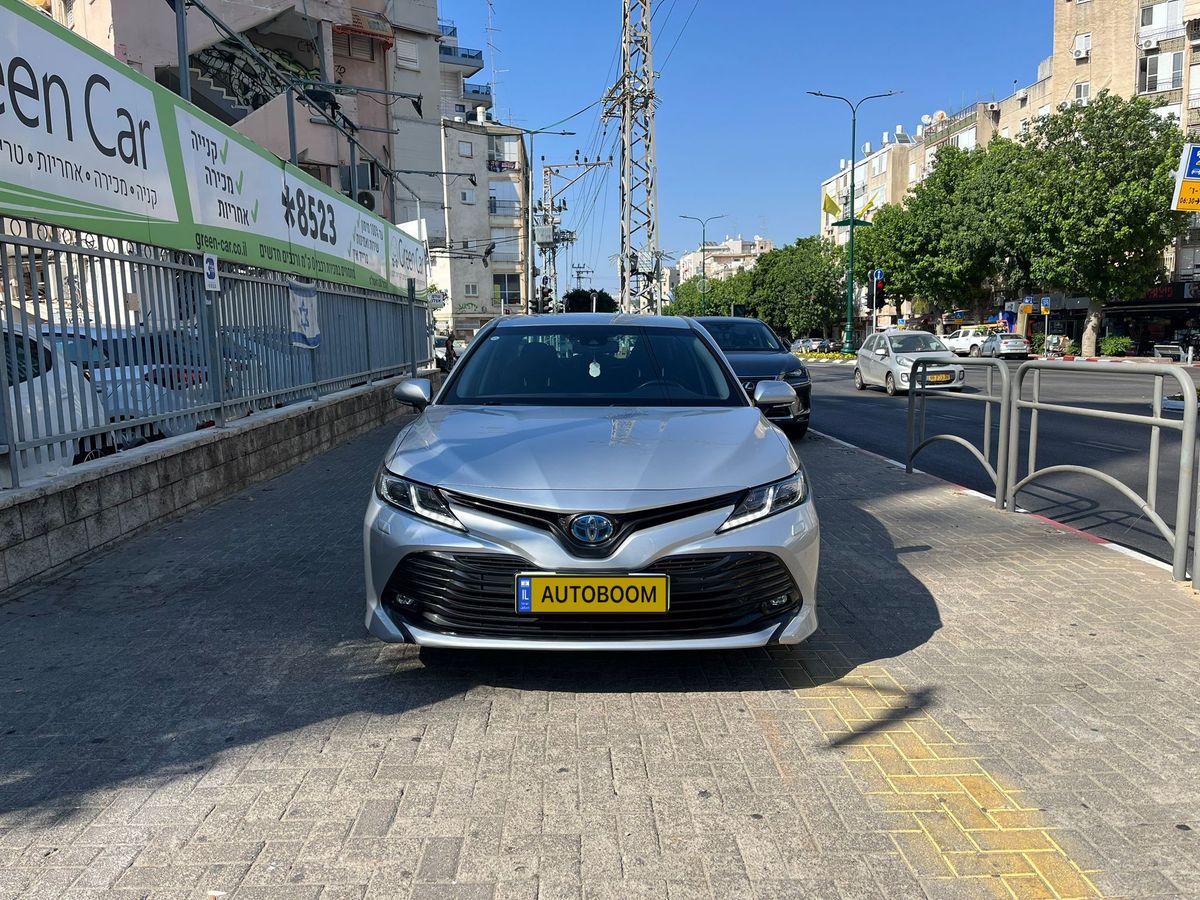 Toyota Camry 2ème main, 2021, main privée