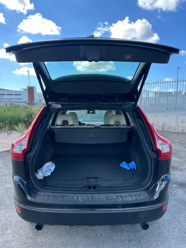 Volvo XC60 2nd hand, 2013, private hand