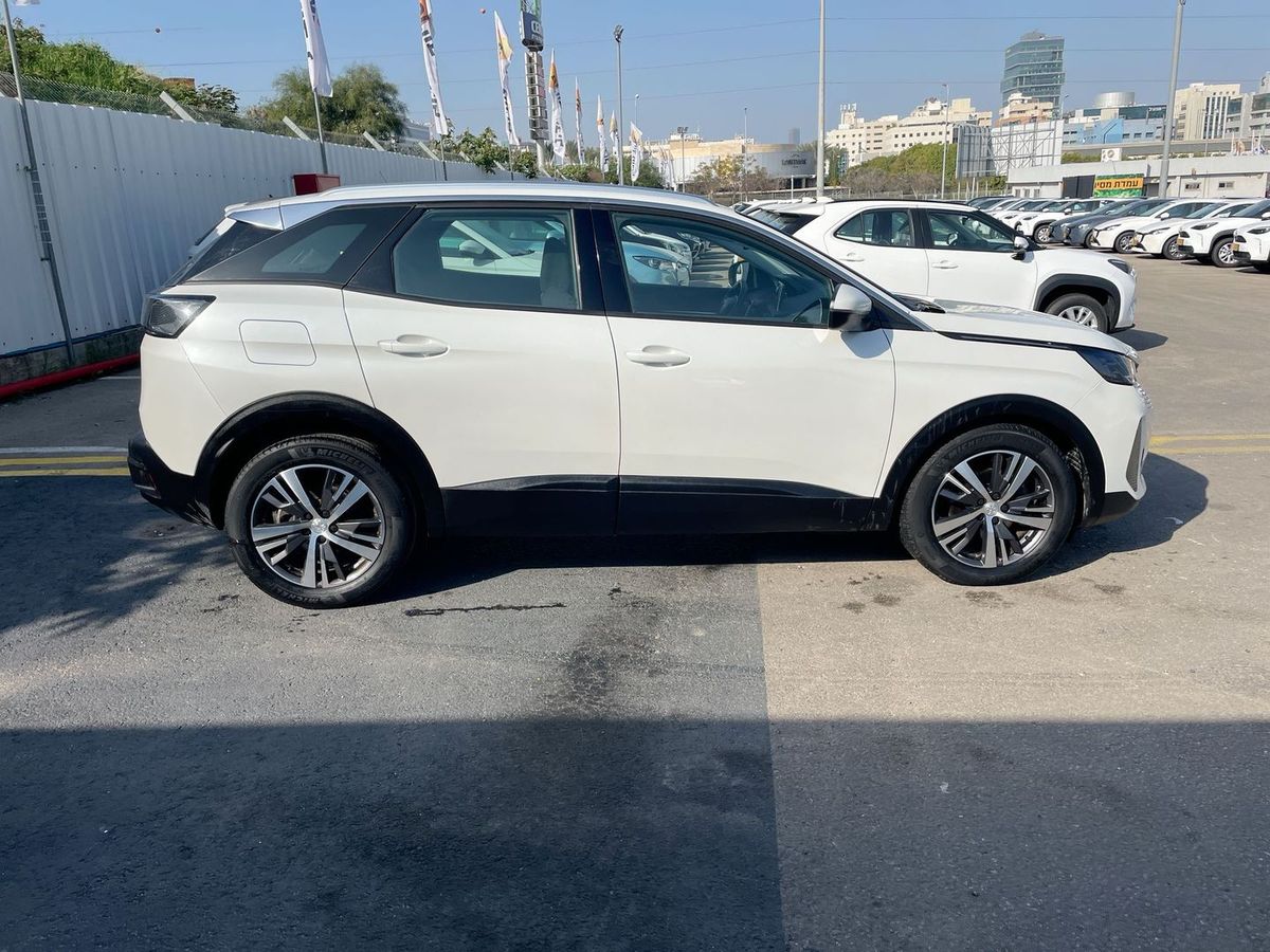 Peugeot 3008 2nd hand, 2021, private hand