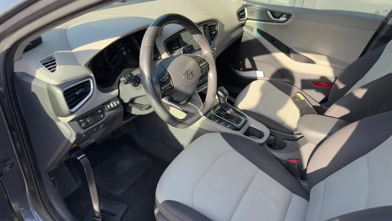 Hyundai IONIQ с пробегом, 2018, частная рука