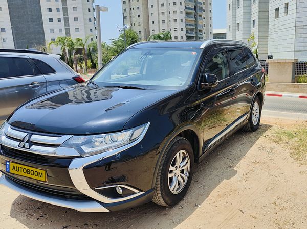 Mitsubishi Outlander с пробегом, 2017, частная рука