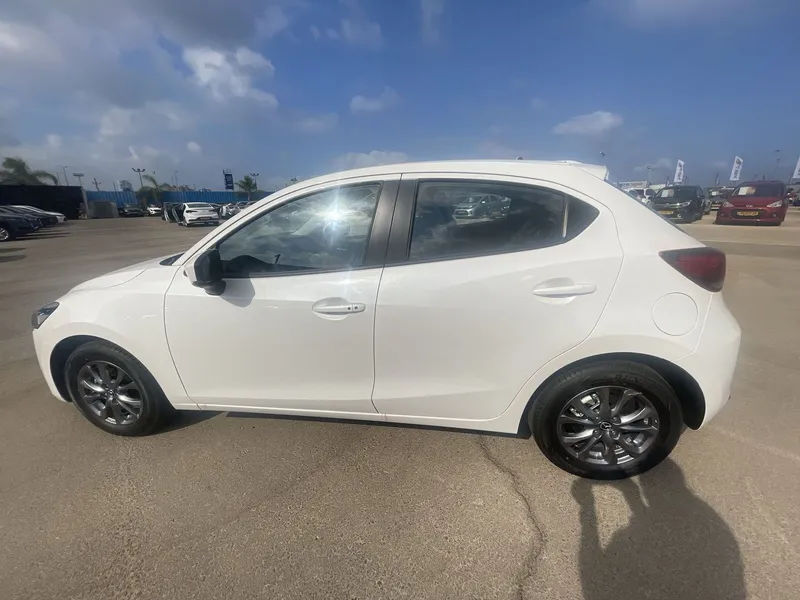 Mazda 2 new car, 2024
