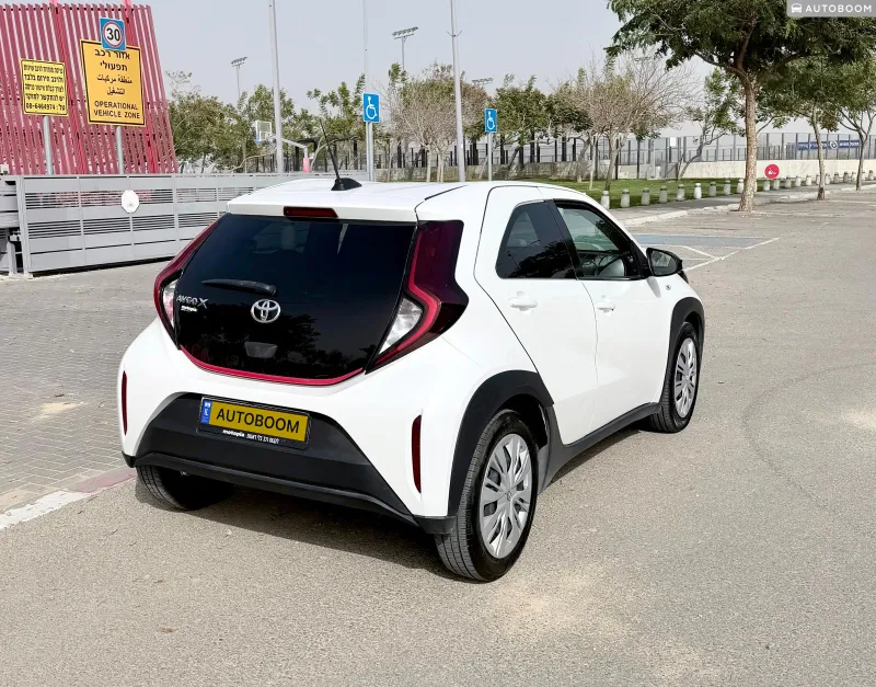 Toyota Aygo 2nd hand, 2022