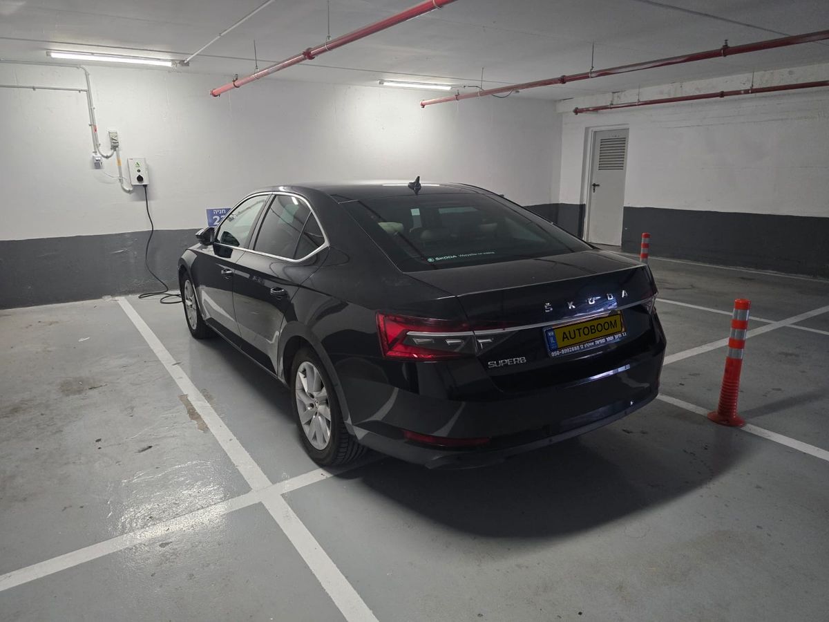 Skoda Superb 2nd hand, 2021, private hand