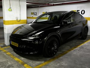 Tesla Model Y, 2023, photo