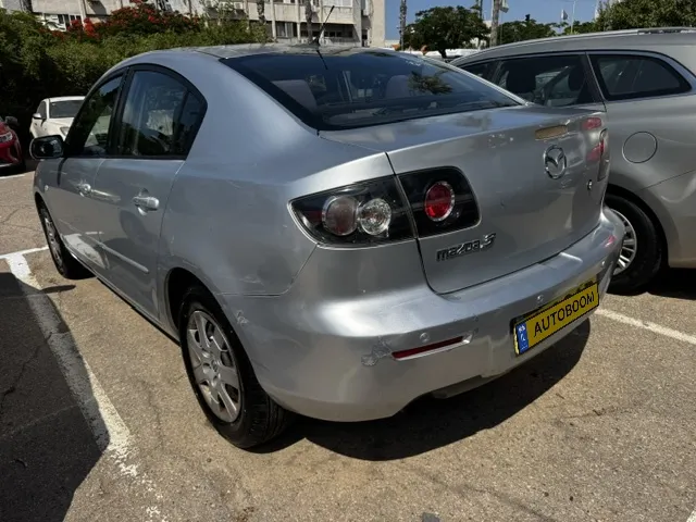 מאזדה 3 יד 2 רכב, 2008, פרטי