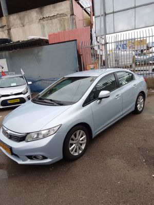 Honda Civic с пробегом, 2012, частная рука