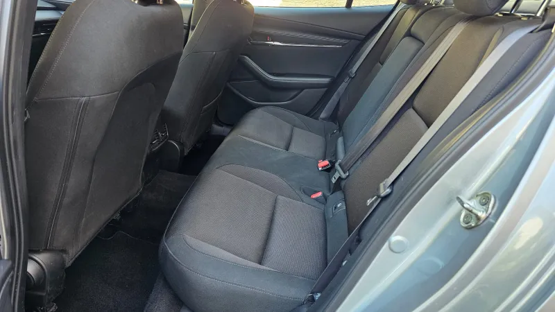 Mazda 3 2nd hand, 2020, private hand