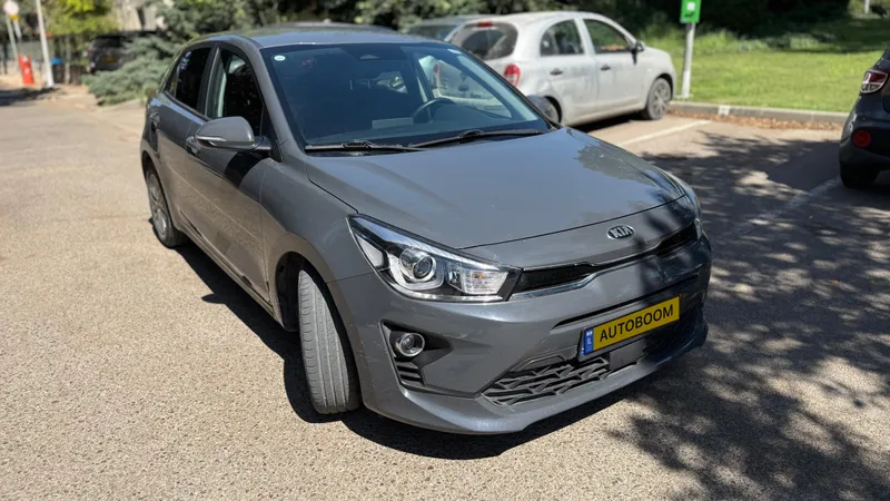 Kia Rio 2nd hand, 2021, private hand