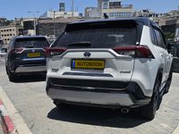 טויוטה ראב 4 יד 2 רכב, 2021, פרטי