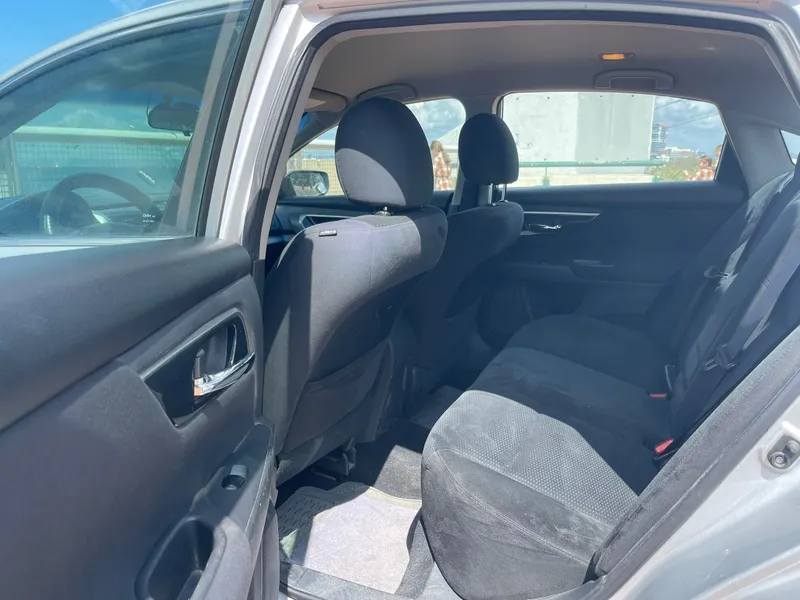Nissan Altima 2nd hand, 2014